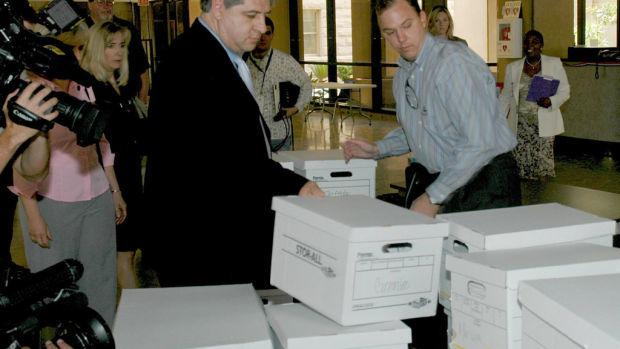 Measures hit snag; would require initiatives to get signatures from all districts